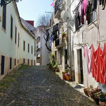 Alfama T1 Travel-3